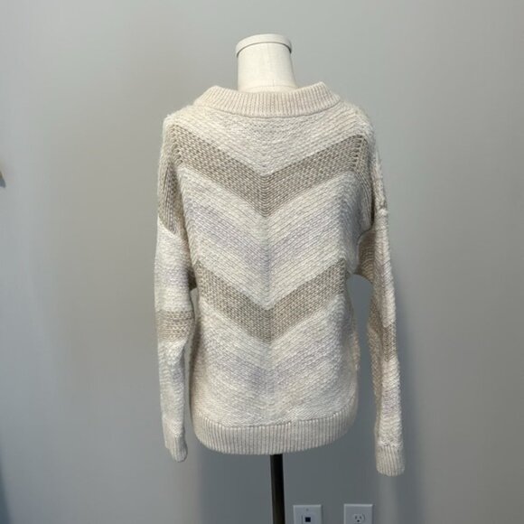 Cocogio Alpaca Wool Blend knit Chevron Crewneck Sweater  size Medium - Picture 3 of 7